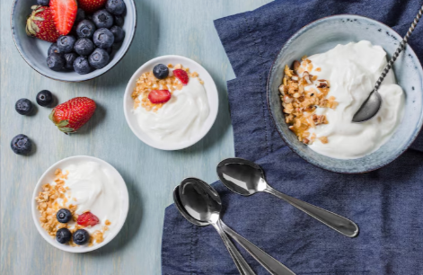 5 Greek Yoghurt Benefits That Keep You Healthy main