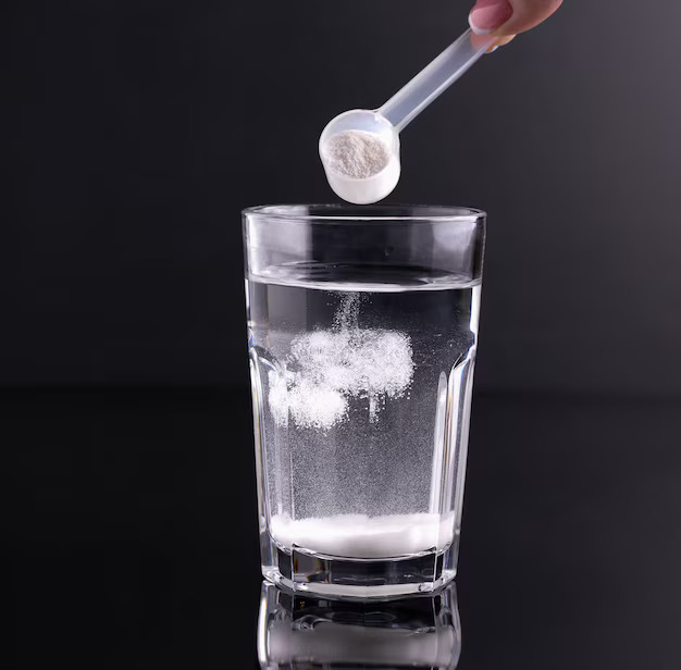 preparation-drink-that-is-useful-athletes_195501-1848